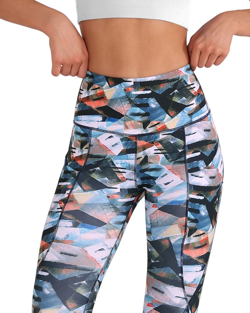 ODODOS Women's High Waisted Pattern Yoga Capri Leggings with Pockets, Tummy Control Non See Through Sports Athletic Workout Running Capris, FineArt, X-Large - Image 4
